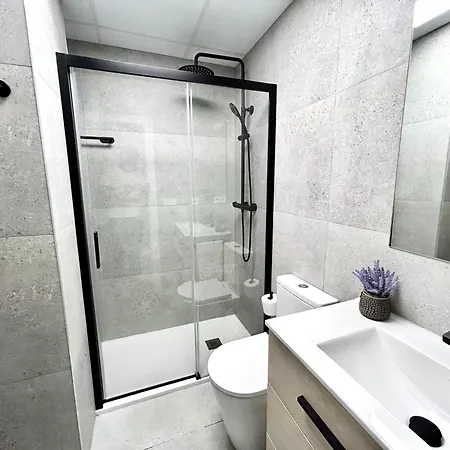 Getaway - Jacuzzi, Space & Comfort