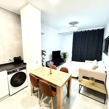 Getaway - Jacuzzi, Space & Comfort 瓦伦西亚