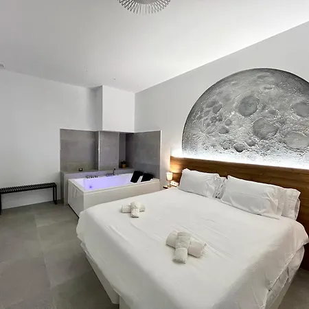 公寓 Getaway - Jacuzzi, Space & Comfort