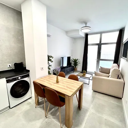 Getaway - Jacuzzi, Space & Comfort Lejlighed *