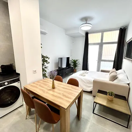 Getaway - Jacuzzi, Space & Comfort ולנסיה