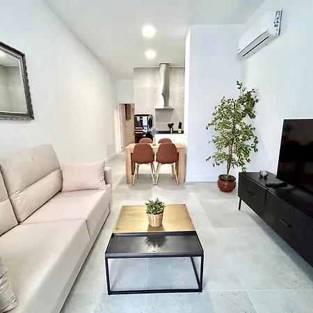 Getaway - Jacuzzi, Space & Comfort *