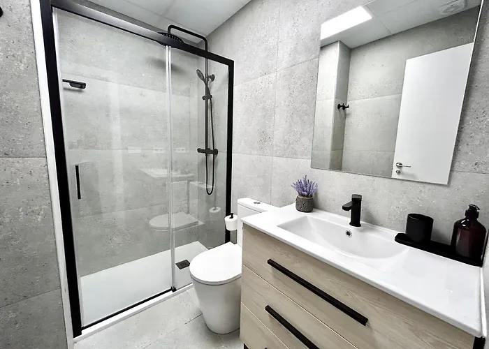 Getaway - Jacuzzi, Space & Comfort Lejlighed