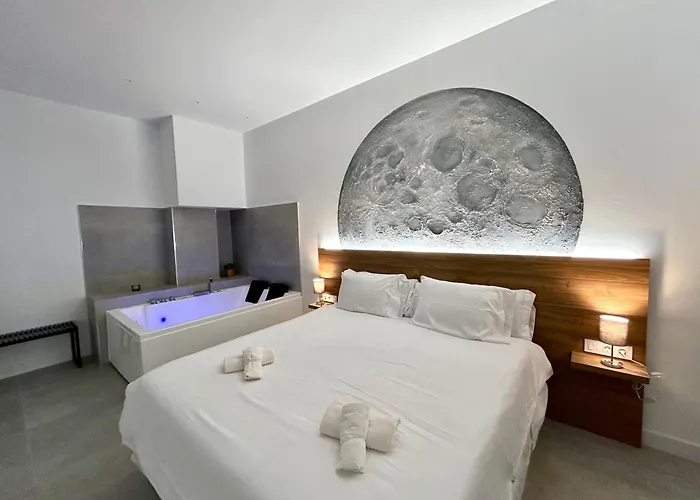 Getaway - Jacuzzi, Space & Comfort *
