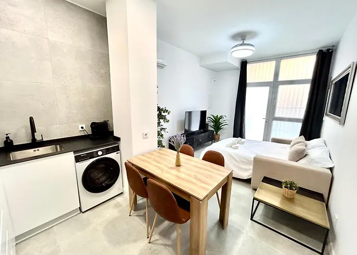 Getaway - Jacuzzi, Space & Comfort Lejlighed Valencia