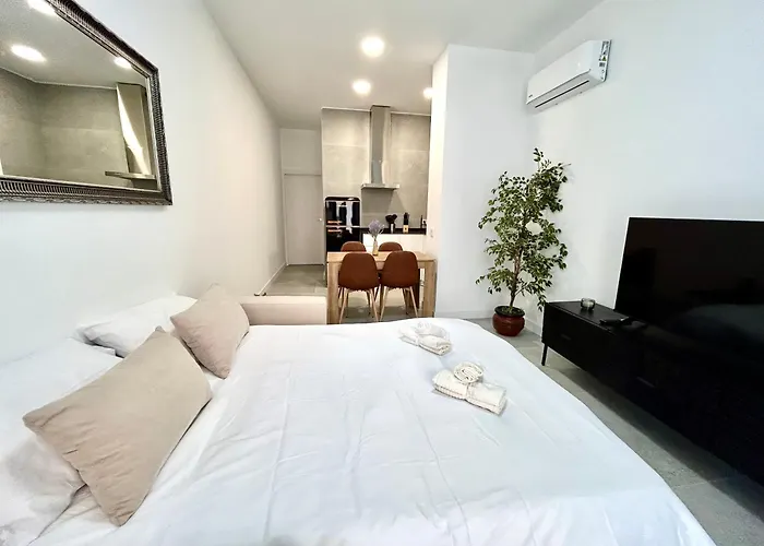 Lejlighed Getaway - Jacuzzi, Space & Comfort Valencia